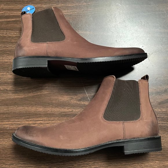 clarks leather upper balance man made